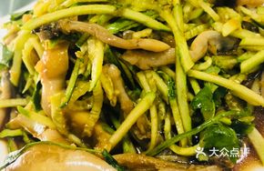 Clam and Cucumber Salad