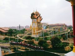 -七彩云南欢乐世界