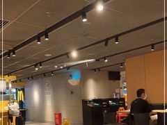 -麦当劳(中山公园龙之梦店)