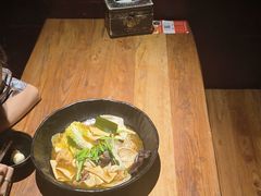 -万记麻辣烫国展总店