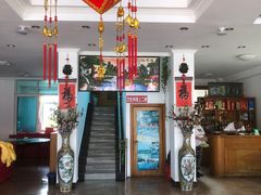 -华龙特色大骨鸡农家菜馆