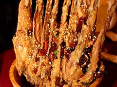 木桶目鱼-大眼锅贴水饺(河东店)