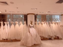 点击看大图 -GRACE KELLY婚纱与礼服(北京店)