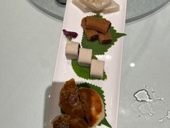 -贝勒爷·酥不腻烤鸭
