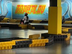 -极限PLAY运动娱乐新世界·团建派对潮玩休闲馆·室内蹦极高空游乐园