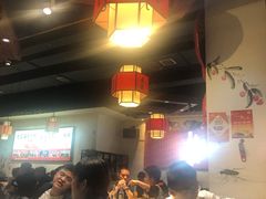 大堂-庞家烧烤客栈(炮台山店)