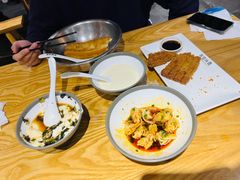 -弄堂咪道-饭香·面香·馄饨香(钦州北路田尚坊店)
