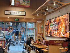 -华记煲仔华·煲仔饭(市桥易发店)