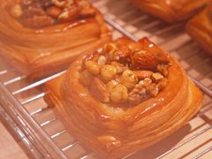 -VERIE BAKEHOUSE