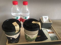 -西安大雁塔科技大学地铁站亚朵酒店