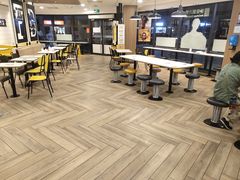 -麦当劳(保利若比邻店)