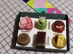 -星巴克(南京新百店)