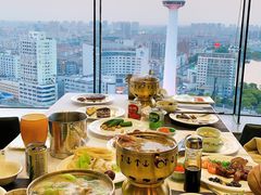 -云顶旋转自助景观餐厅
