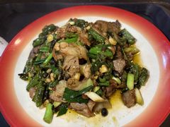 -老方桌烂蹄花川菜馆(九龙坡店)