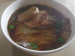 -老西白点心店