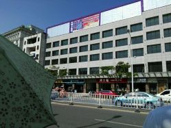 -周大福CHOW TAI FOOK(解放路天鸿小食代店)