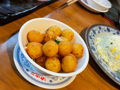 -炉小二铜锅牛蛙•川湘菜(三里屯店)