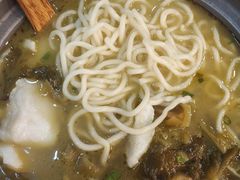 -周鱼小馆石锅酸菜鱼(活力汇店)