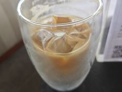 -亚龙湾喜来登·美景台大堂吧