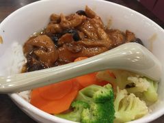 香菇鸡块饭-李先生牛肉面大王(大兴枣园店)
