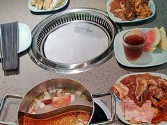 -金滏山·烤肉海鲜火锅自助(襄阳万达店)