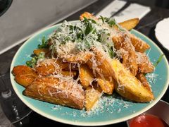 -LESCEDARS Brasserie Bistro香柏树