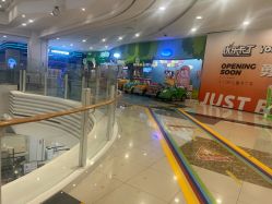 -莫莉幻想儿童乐园(三河燕郊永旺店)