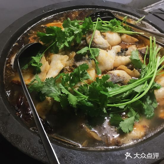 伟哥石锅鱼(绿洲康城第三分店)