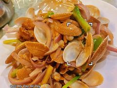 -四川小胡子海鲜(丁村万人海鲜广场店)