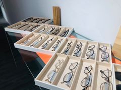 -目艮眼镜SHOWROOM(品牌集合店)