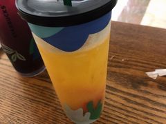 -星巴克(杭州西湖银泰1F店)