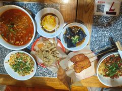 -湘下佬·老长沙吃货铺(酃湖万达店)