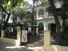 星巴克（沙面店）门面-星巴克臻选(广州沙面店)