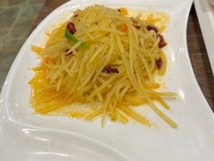 -清真·玛丽亚新疆菜主题餐厅(浙江中路店)