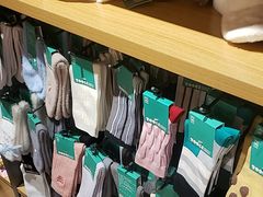 -九木杂物社(新奥购物中心店)