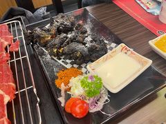 乌辣辣地狱炸鸡-仙隐小鹿中華の日料(荣民龙首广场店)