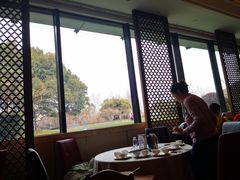 靠窗位-潮府馆·非遗潮州菜·世纪公园(新国际博览中心店)