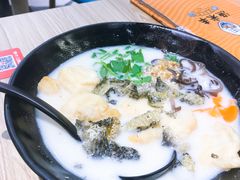 -渔米丰·广府鱼汤米线(光明广场店)