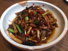 萝卜干炒腊肉-湘约爨厨(太白立交店)
