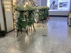 -浙江华贸鞋业服饰城
