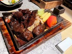 铁锄牛排-穹六人间 people 6(岳阳路店)