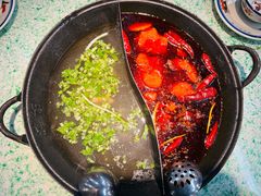-鸿姐老火锅(疁城新天地店)