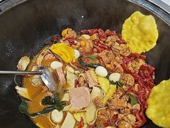 -鲁员外地锅鸡地锅鱼(古墩路店)