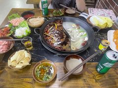 -乖嬢嬢重庆老火锅(南联店)