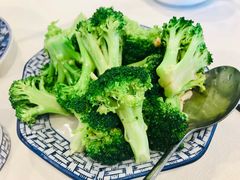 -避风塘潮粤海鲜酒楼