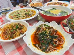 -洪霞餐馆·川菜·鲜货现炒(两江春城店)