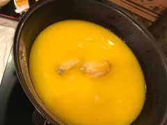 -鲜入围煮花胶鸡海鲜火锅