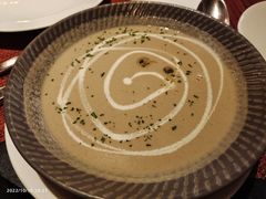 -WOLFGANG PUCK KITCHEN & BAR(迪士尼小镇店)