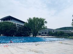-上海佘山世茂艾美酒店