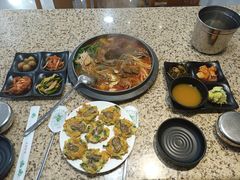 -真利味·脊骨火锅·正宗韩国料理(韩乐坊店)